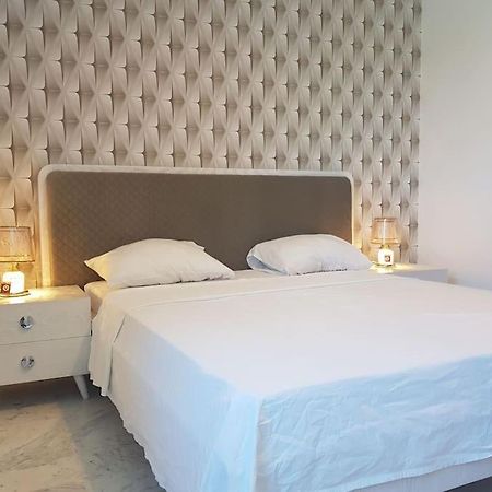 Lovely Apartment Near Tunis Mall - Lac2 Tunis Bagian luar foto
